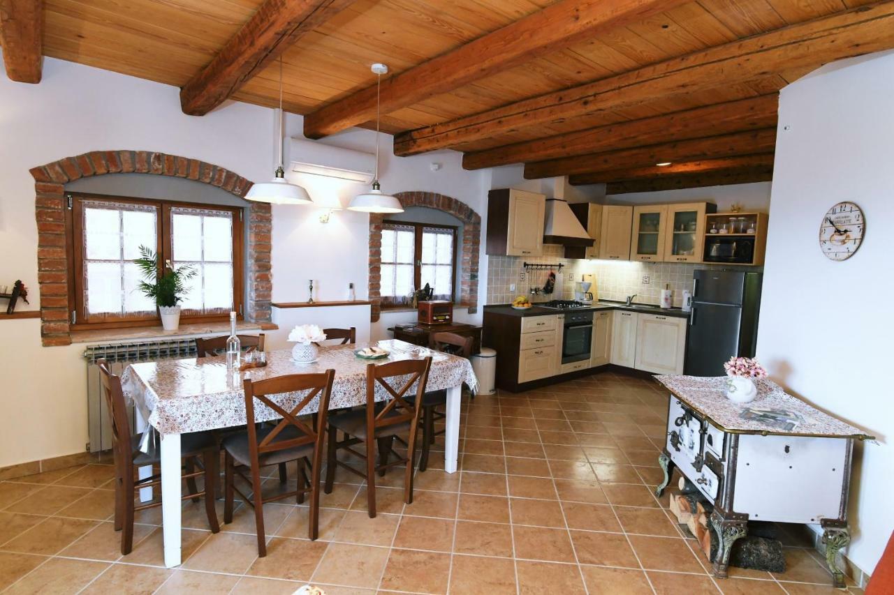 Holiday Home Ivana Pasjak Zewnętrze zdjęcie